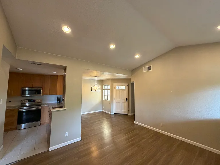 6933 Stagecoach Rd #H — Photo 6