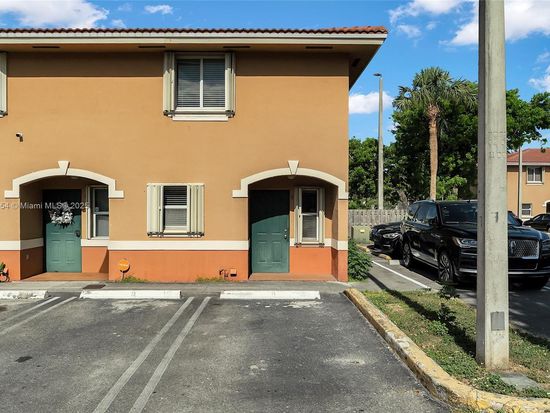 7975 NW 8th St UNIT 9, Miami, FL 33126