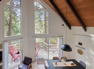 207 Fremont Rd, Lake Arrowhead, CA 92352