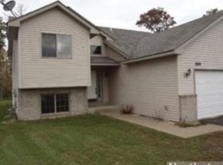 800 Isanti Pkwy NW, Isanti, MN 55040