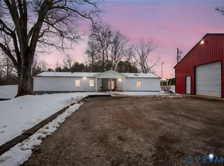 897 Willow Lake Rd, Buckingham, VA 23921