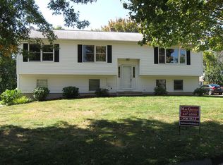 9 Rev Taylor Dr, Ansonia, CT 06401