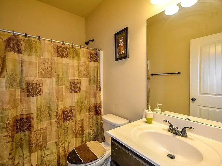 210 Thrushwood Dr — Photo 20