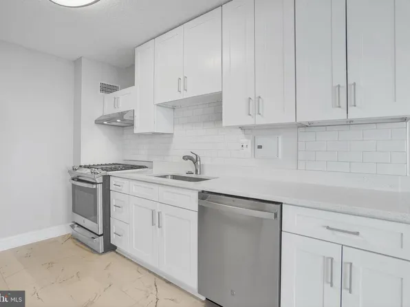 1225 Martha Custis Dr APT 1116, Alexandria, VA 22302