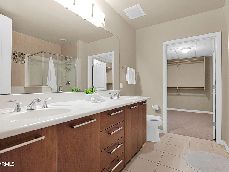 1 E Lexington Ave #1101 — Photo 17