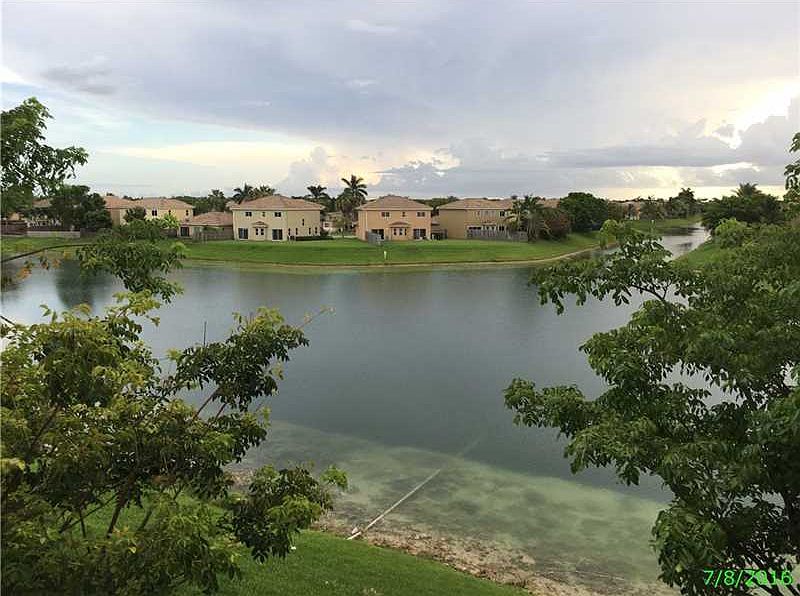 1st image of 20950 SW 87th Ave APT 302