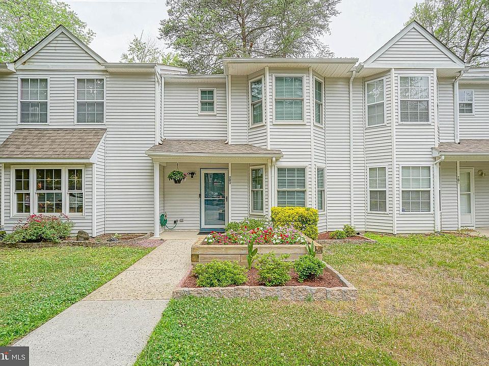 1st image of 203 Balin Ct