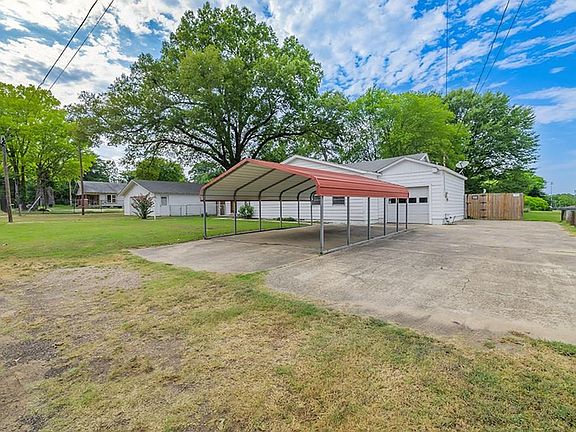 4th image of 2408 Liberty Ln