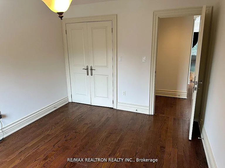 76 Horsham Ave — Photo 30