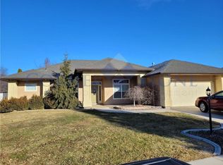 4042 W Harbor Point Dr, Meridian, ID 83646