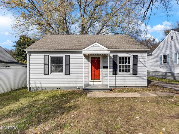 2009 Chicago Ave, Knoxville, TN 37917