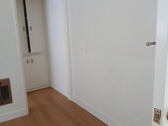 4th image of 3836 Mentone Ave #6B