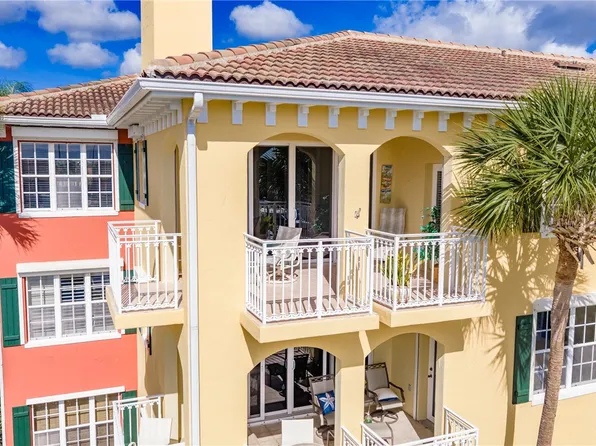 5540 N Harbor Village Dr APT 305, Vero Beach, FL 32967