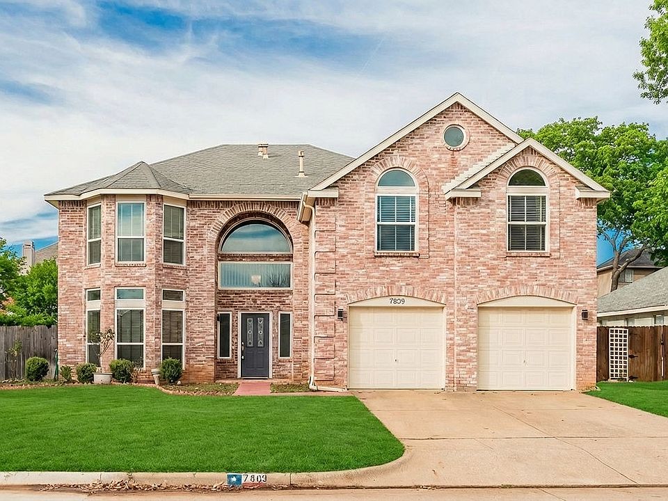 1st image of 7809 Clover Leaf Dr