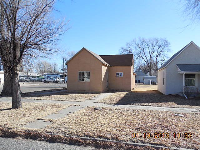 1st image of 300 S 10th St