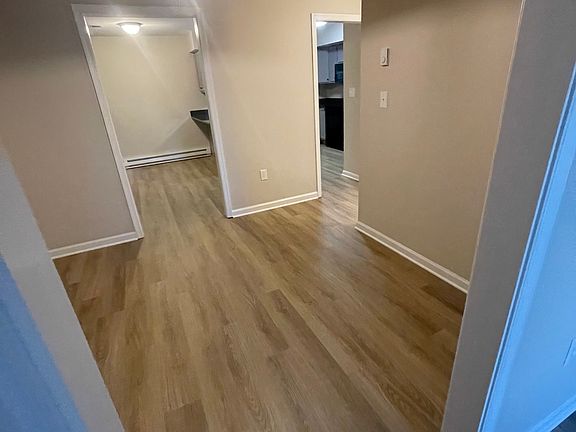 3rd image of 10152 Saint George Cir
