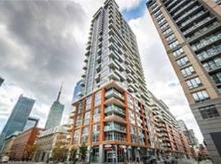 21 Nelson St #423, Toronto, ON M5V3H9