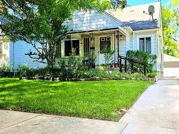 2nd image of 19791 Greenview Ave