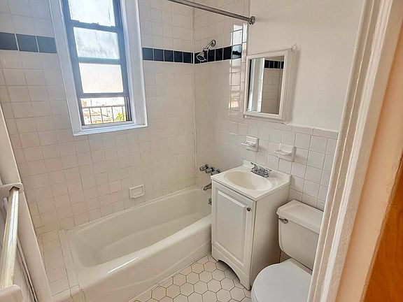5th image of 8414 4th Ave APT D6