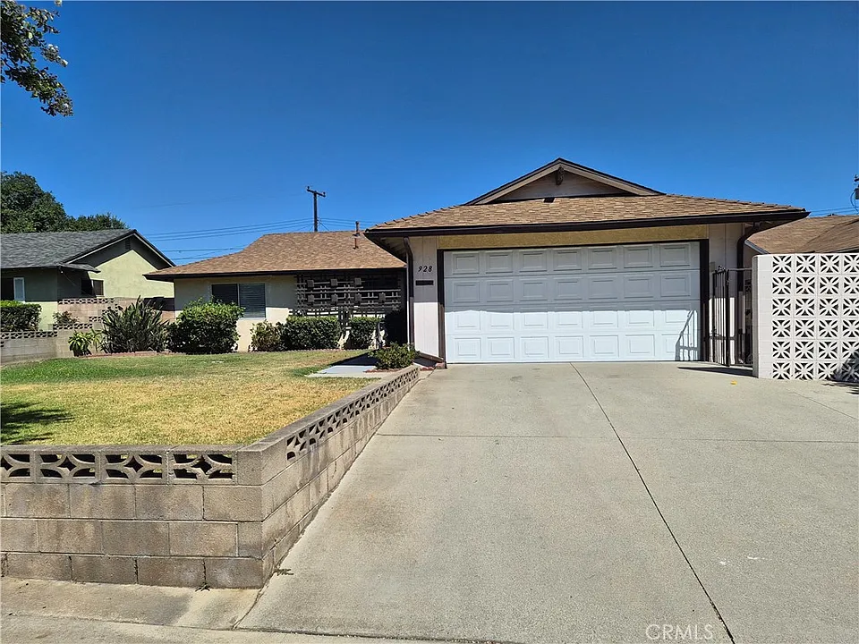 928 N Humboldt Ave