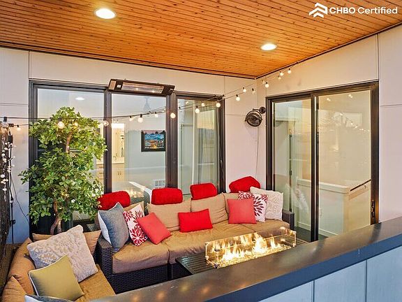 5th image of 3219D California Ave SW #3219D