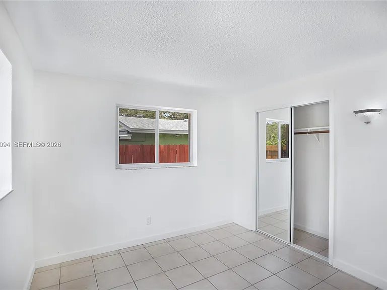 1522 SW 30th St #1 — Photo 12