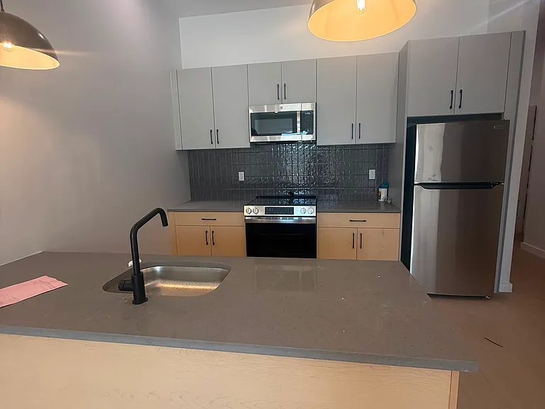 74 Webster St #1C — Photo 2