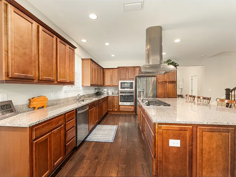 3441 NW 56th Ave — Photo 16
