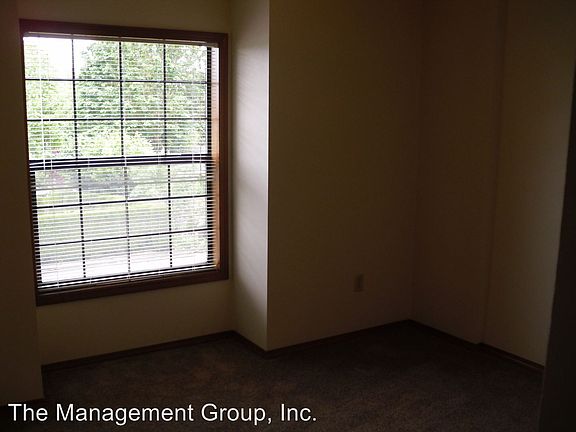 4th image of 10507 NE 22nd St