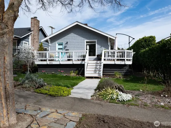 4416 48th Avenue SW, Seattle, WA 98116