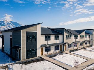 220 N Spring Creek Pkwy #19, Providence, UT 84332