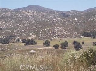 22 Milpas Rd, Hemet, CA 92544