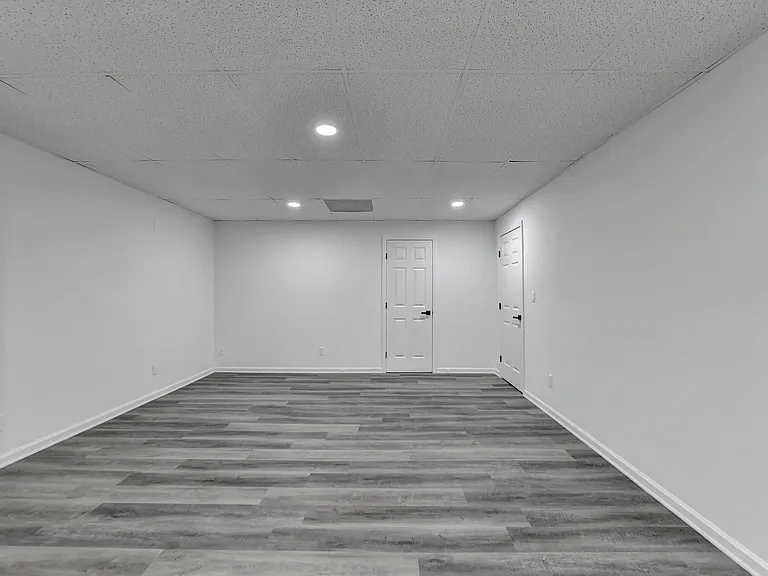 Large master bedroom
