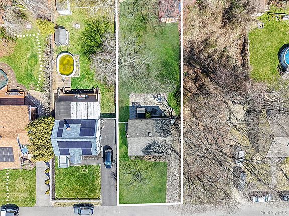 4th image of 35 Thorburn Avenue