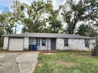 401 Cedar Ct, Foley, AL 36535