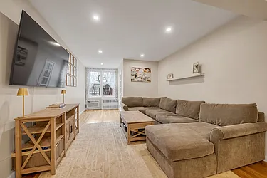 65-15 Alderton Street, #3B