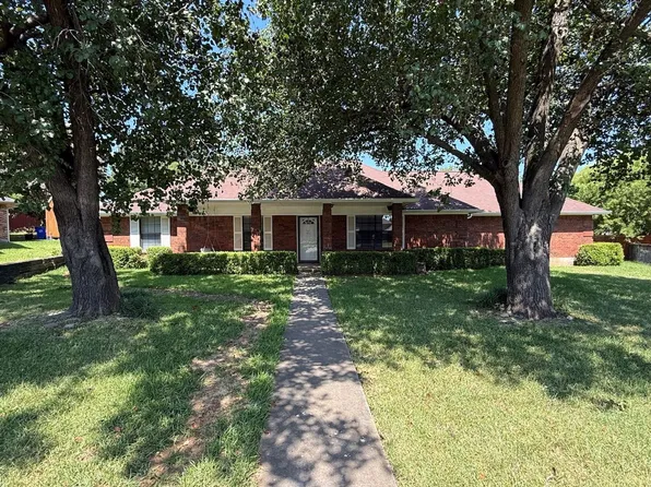 314 Trollinger St, Whitesboro, TX 76273