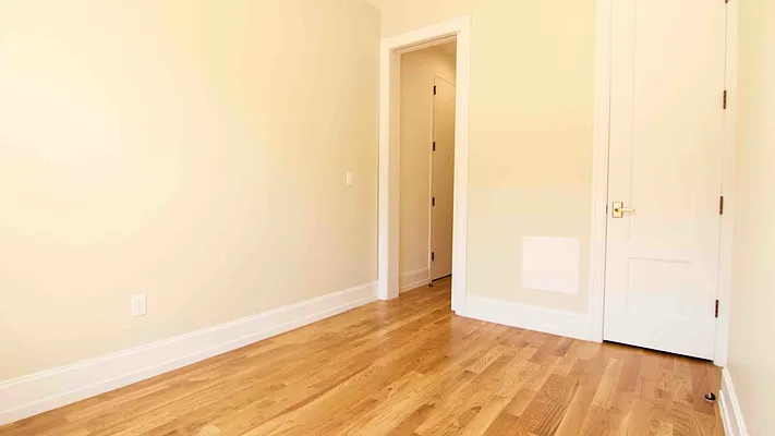 Rented by Nooklyn NYC LLC | media 6