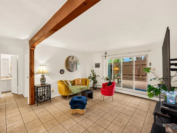 157 Calle Ojo Feliz Unit D, Santa Fe, NM 87505