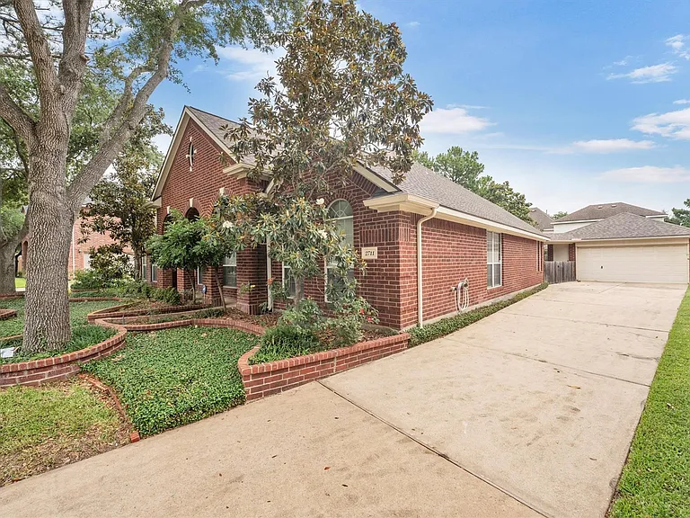 2711 Sica Hollow Ln — Photo 39