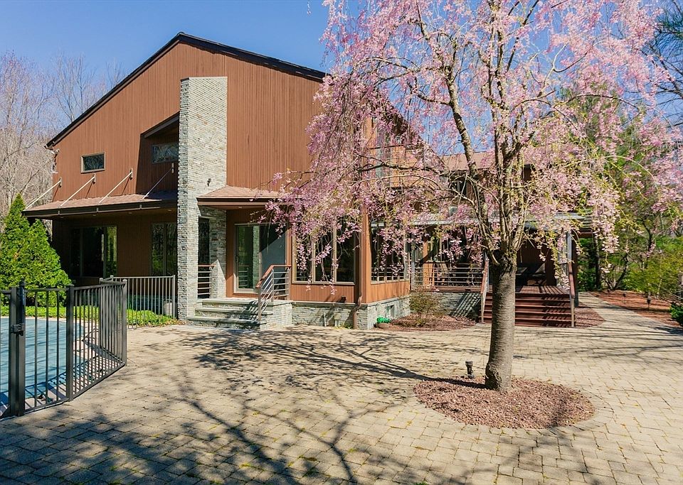 342 Green St, Northborough, MA 01532 MLS 73201920 Zillow