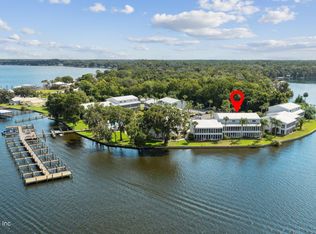 125 River Bend Pl #BLD, Welaka, FL 32193