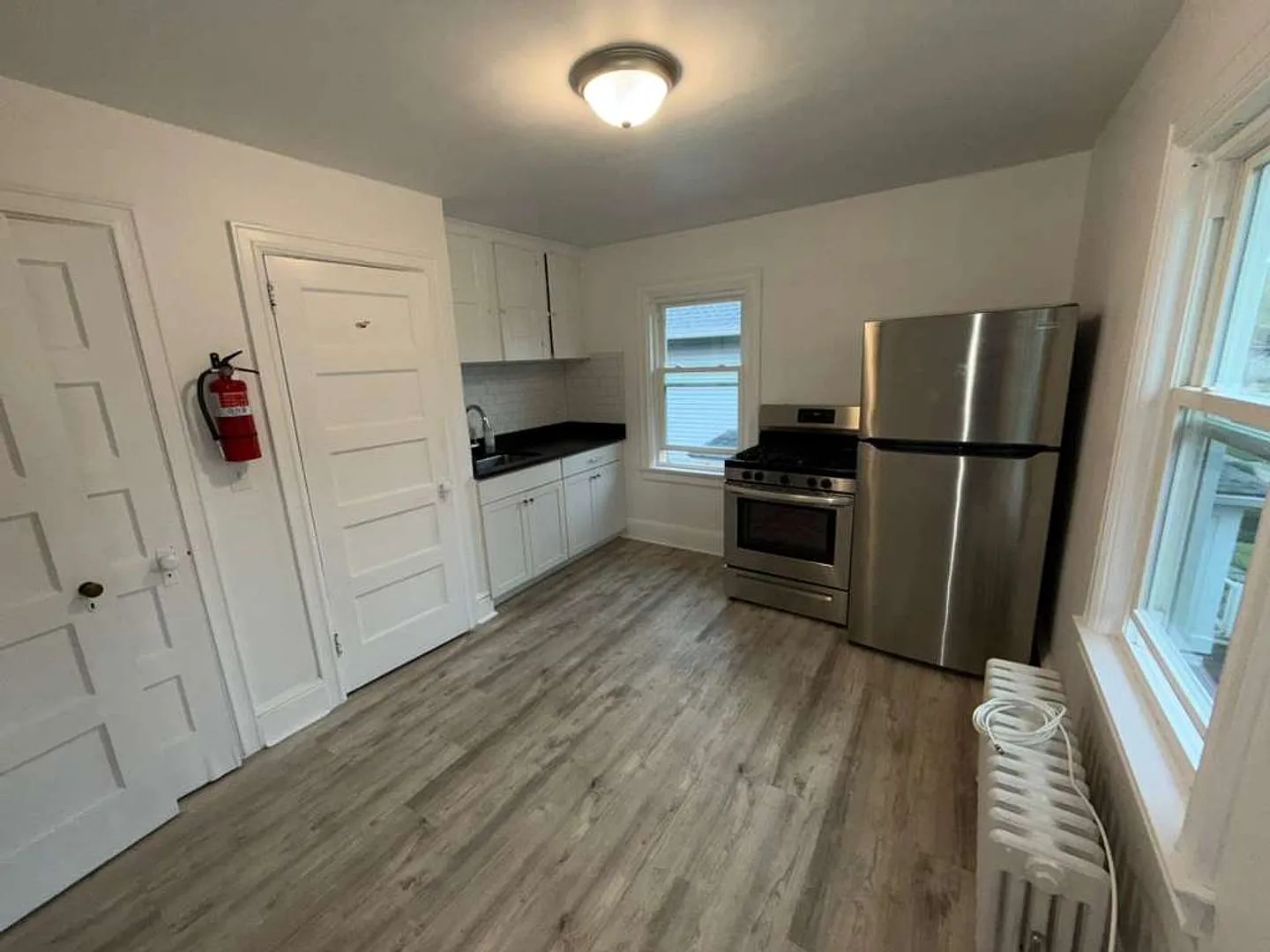 3335LL — Photo 4