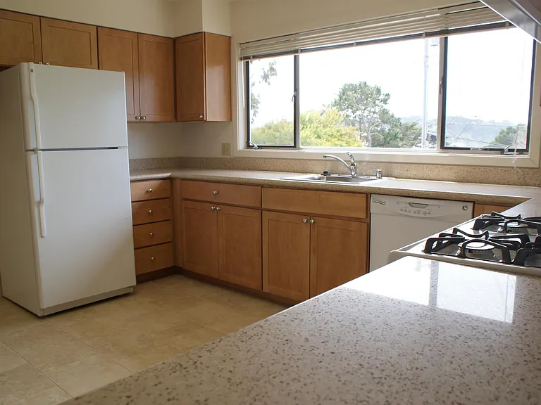 1508 Pershing Dr #A — Photo 6