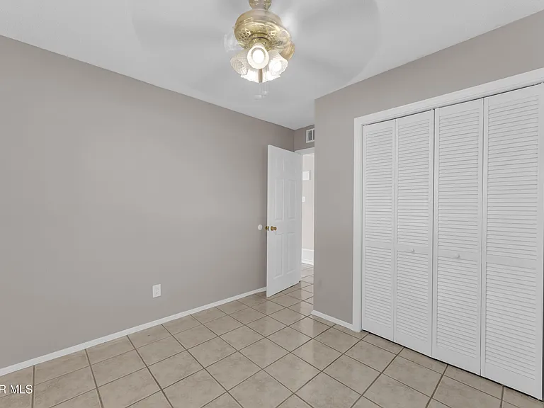 228 Caribe Cir — Photo 24