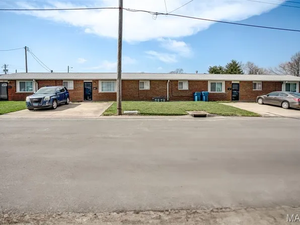 562 Sheridan St, Bethalto, IL 62010