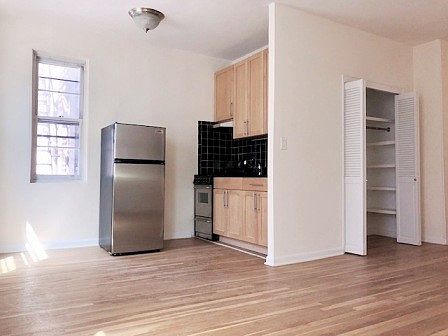 3rd image of 15 Sheridan Sq #2AA
