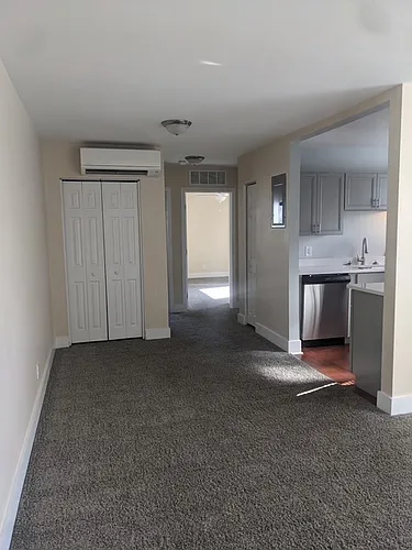 247 Arlington St #303 Photo 1