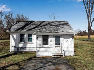 10840 Miland Rd, Clarence Center, NY 14032