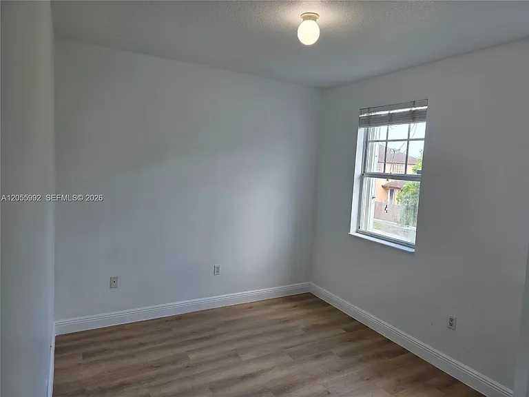 12745 SW 204th Ln — Photo 17